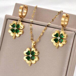 Golden Stainless Steel and Cristal natural Necklace Chain With Earrings Sets